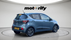 2017 Hyundai I10 1.0 Premium Euro 6 5dr in Blue — image 5