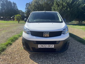 2022 Fiat Scudo 2.0 Multijet Tecnico 6 SEAT Crew Van in White — image 2