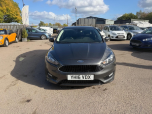2016 Ford Focus 1.0t Ecoboost Zetec S Euro 6 (s/s) 5dr in Grey — image 2