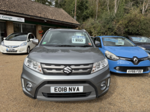 2018 Suzuki Vitara 1.6 Sz-T Low Mileage Full Service History Apple Car Play Reversing Camera Bluetooth Ac Two Keys in Grey — image 2