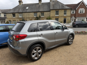 2018 Suzuki Vitara 1.6 Sz-T Low Mileage Full Service History Apple Car Play Reversing Camera Bluetooth Ac Two Keys in Grey — image 3