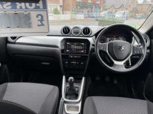 2018 Suzuki Vitara 1.6 Sz-T Low Mileage Full Service History Apple Car Play Reversing Camera Bluetooth Ac Two Keys in Grey — image 4