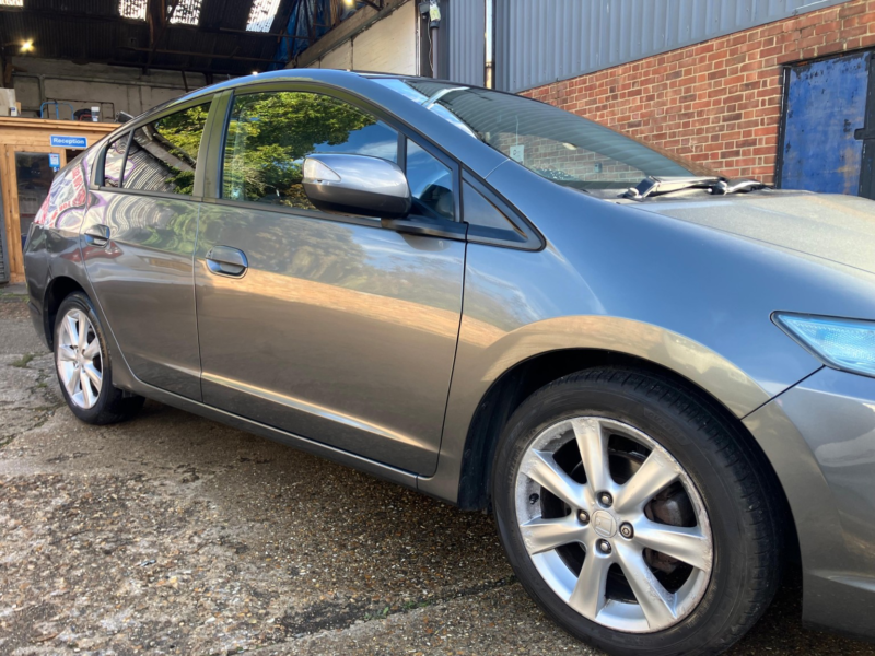 2009 Honda Insight 1.3 H Ima Es in Silver — image 1