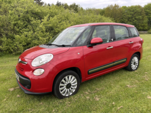 2014 Fiat 500l 1.3 500l Mpw Pop Star 1.3 Multijet 85hp 7 Seater in Red — image 4
