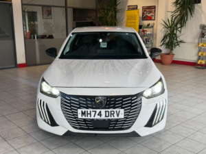 2025 Peugeot 208 1.2 New 208 Allure 1.2l Puretech 100 S&s in White — image 3