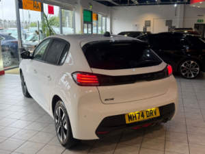 2025 Peugeot 208 1.2 New 208 Allure 1.2l Puretech 100 S&s in White — image 6