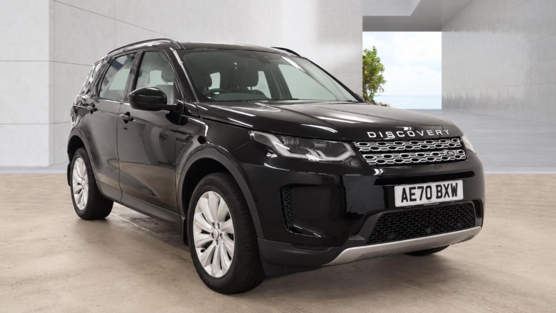 2020 Land Rover Discovery Sport 2.0 D150 Se Euro 6 (s/s) 5dr in Black — image 1
