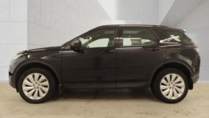 2020 Land Rover Discovery Sport 2.0 D150 Se Euro 6 (s/s) 5dr in Black — image 5