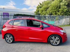 2016 Honda Jazz Sr Executive in Red — image 3