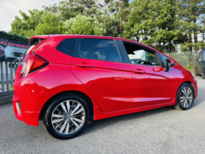 2016 Honda Jazz Sr Executive in Red — image 4