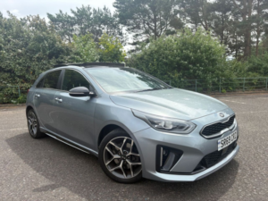 2020 Kia Ceed 1.4 T-Gdi Gt-Line Lunar Edition Hatchback 5dr Petrol Manual Euro 6 (s/s) (138 Bhp) in Silver — image 2