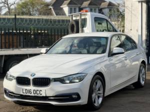 2016 BMW 3 Series 1.5 318i Sport Auto Euro 6 (s/s) 4dr in White — image 3