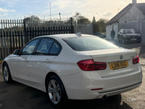 2016 BMW 3 Series 1.5 318i Sport Auto Euro 6 (s/s) 4dr in White — image 4