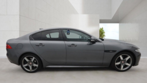 2019 Jaguar Xe 2.0i Gpf R-Sport Saloon 4dr Petrol Auto Euro 6 (s/s) (200 Ps) in Grey — image 5