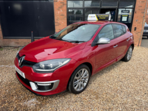 2014 Renault Megane 1.5 Dci Energy Gt Line Tomtom Euro 5 (s/s) 5dr in Red — image 2