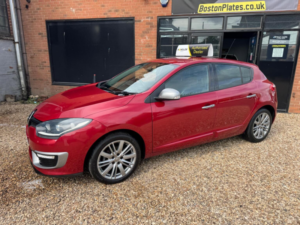 2014 Renault Megane 1.5 Dci Energy Gt Line Tomtom Euro 5 (s/s) 5dr in Red — image 3