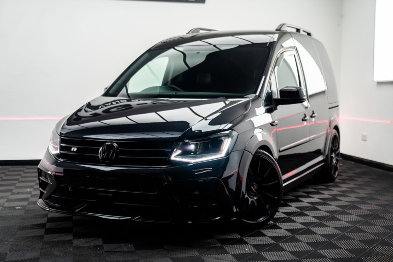 2017 Volkswagen Caddy 2.0 Tdi Caddy Trendline Panel Van 5dr Diesel Manual Swb Euro 6 Tmg R Limited in Black — image 1