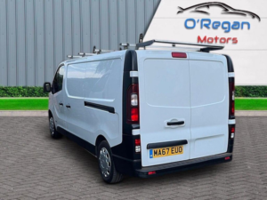 2017 Renault Trafic 1.6 Dci Energy 29 Business Lwb Standard Roof Euro 6 (s/s) 5dr in White — image 5