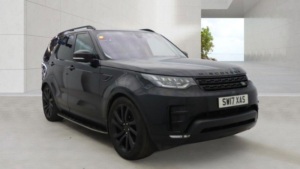 2017 Land Rover Discovery 3.0 Td V6 First Edition Auto 4WD Euro 6 (s/s) 5dr in Black — image 4