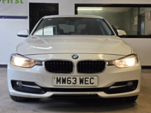 2014 BMW 3 Series 2.0 318d Sport Euro 5 (s/s) 4dr in White — image 4
