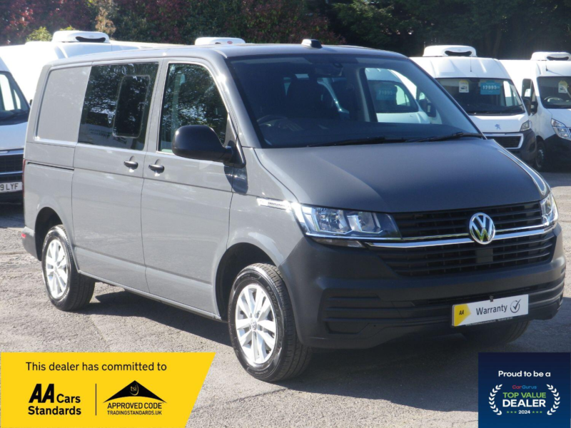 2025 Volkswagen Transporter 2.0 Tdi T32 Kombi Startline DSG Auto With VW Towbar In Pure Grey in Grey — image 1