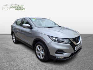 2019 Nissan Qashqai 1.3 Dig-T Acenta Premium in Silver — image 2