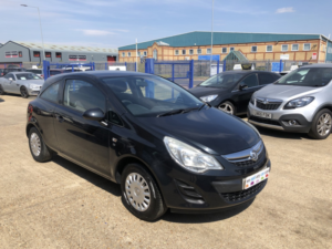 2012 Vauxhall Corsa 1.0 Ecoflex 12v S in Black — image 2