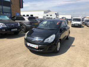 2012 Vauxhall Corsa 1.0 Ecoflex 12v S in Black — image 4