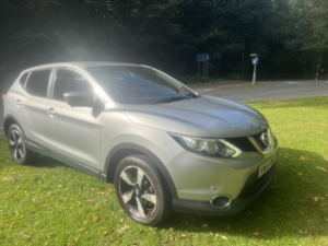 2015 Nissan Qashqai 1.5 Dci N-Tec in Silver — image 2