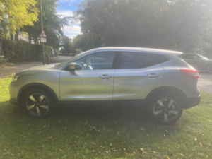 2015 Nissan Qashqai 1.5 Dci N-Tec in Silver — image 4