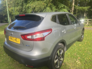 2015 Nissan Qashqai 1.5 Dci N-Tec in Silver — image 6
