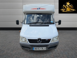 2003 Mercedes-Benz Sprinter Motorhome in White — image 2