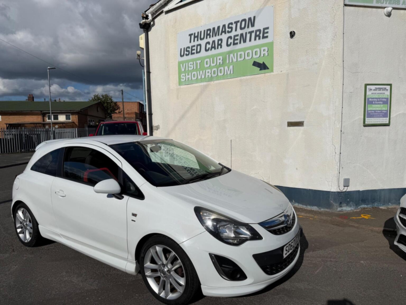 2012 Vauxhall Corsa 1.4 16v Sri Euro 5 3dr in White — image 1