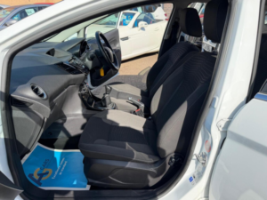 2015 Ford Fiesta 1.25 Zetec Euro 6 5dr in White — image 4