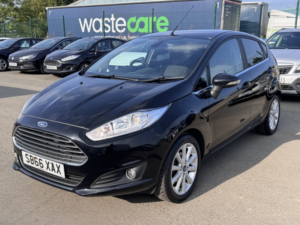 2016 Ford Fiesta 1.0 T Ecoboost Titanium in Black — image 6