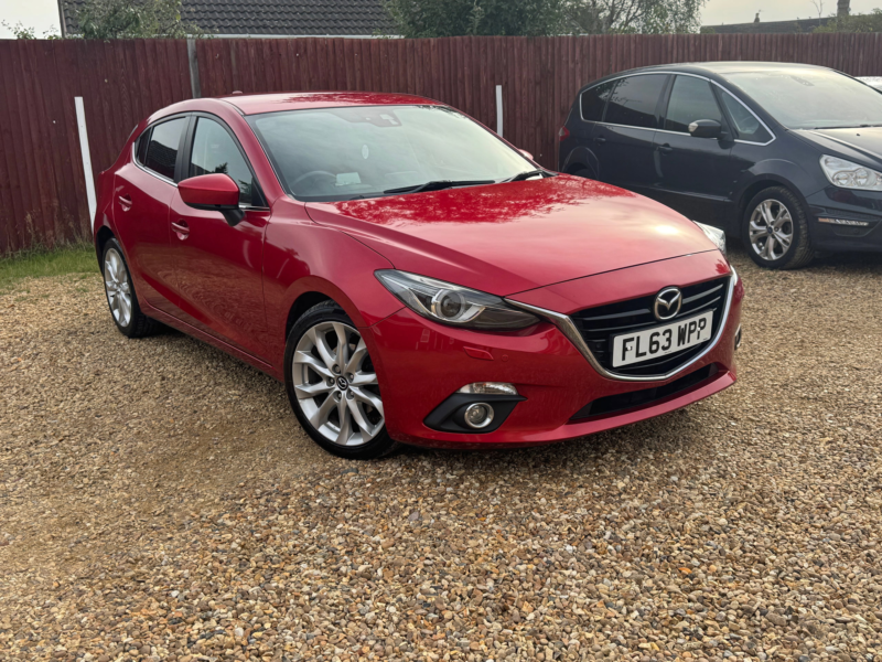 2014 Mazda Mazda3 2.0 Skyactiv-G Sport Nav Hatchback 5dr Petrol Manual Euro 5 (s/s) (120 Ps) in Red — image 1
