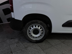 2024 Vauxhall Combo 1.5 Turbo D 2300 Prime L1 H1 Euro 6 (s/s) 5dr in White — image 3