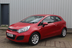 2015 Kia Rio 1.3 1 in Red — image 3