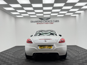 2015 Peugeot Rcz 2.0 Hdi Gt in White — image 5