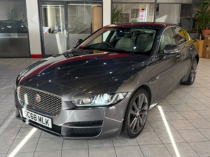 2018 Jaguar Xe 2.0 D Portfolio in Grey — image 4