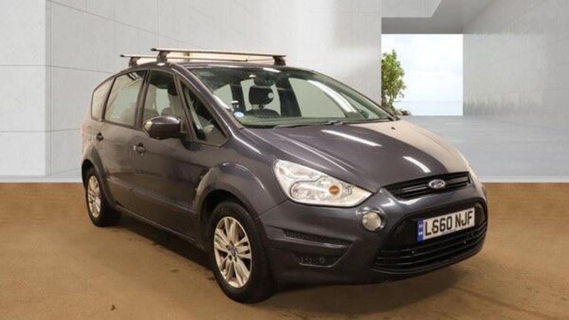 2010 Ford S-Max 2.0 Tdci Zetec Euro 4 5dr in Grey — image 1