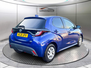 2021 Toyota Yaris 1.5 Vvt-H Excel E-CVT Euro 6 (s/s) 5dr in Blue — image 6