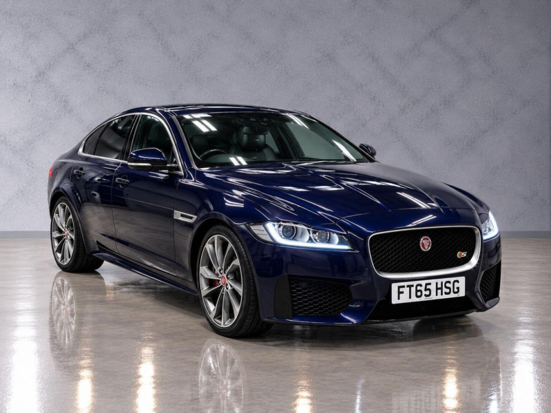 2015 Jaguar Xf 3.0 V6 S Auto Euro 6 (s/s) 4dr in Blue — image 1