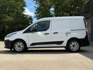 2023 Ford Transit Connect 1.5 220 Ecoblue Leader L1 Euro 6 (s/s) 5dr in White — image 5