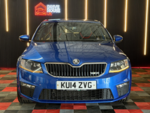 2014 Skoda Octavia 2.0 Tdi Vrs in Blue — image 6