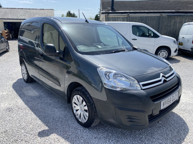 2018 Citroen Berlingo 1.6 Bluehdi 850 Enterprise in Grey — image 1