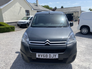 2018 Citroen Berlingo 1.6 Bluehdi 850 Enterprise in Grey — image 5