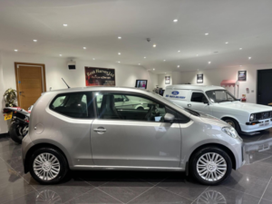 2018 Volkswagen Up! 1.0 Move Up! Euro 6 (s/s) 3dr in Silver — image 3