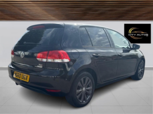 2011 Volkswagen Golf 1.6 Tdi Bluemotion Tech Se DSG Euro 5 (s/s) 5dr in Black — image 5