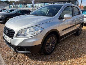 2014 Suzuki Sx4 S-Cross 1.6 Ddis Sz4 Euro 5 (s/s) 5dr in Silver — image 3
